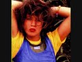 b. martine-elisabeth mercier descloux, 16 december 1956, paris  d. 20 april 2004
she helped establish the store harry cover, temple of the punk movement in france, and the new wave magazine rock news
mambo nassau is her third album, released on 1981.