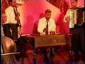 Nicolae Feraru plays a hora