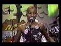 Con Un Canto en el Pecho - Bamboleo (Haila)