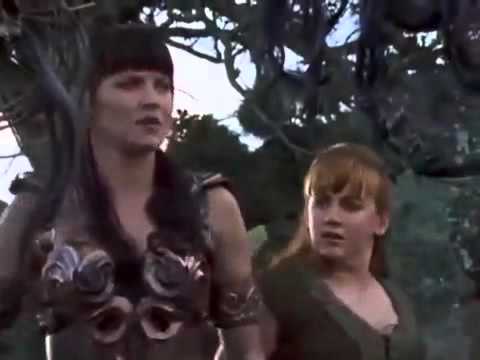 Xena - Gabrielle and Xena fight