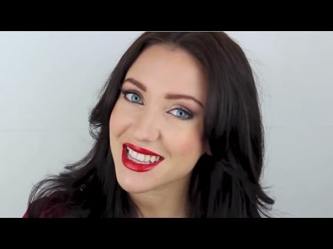 Perfect Christmas party women makeup videos