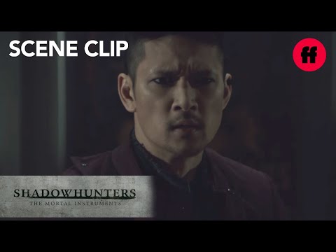 Shadowhunters | Season 3, Episode 10: Magnus’ Dramatic Entrance | Freeform