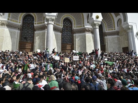 Algerien: Proteste gegen die 5. Amtszeit Bouteflikas  ...