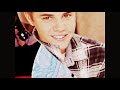 Click here to watch this video Una Belieber a vita