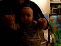 videos de Billy has a go at Drumming!