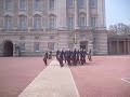 buckingham palace changing guard