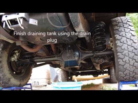 Landrover Defender 110 300Tdi fuel tank change