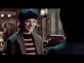 Más Info www.trailersyestrenos.es Hugo (Asa Butterfield) es un niño huérfano que vive una vida secreta entre las paredes de una estación de trenes de París. Cuando Hugo se encuentra con una máquina rota, una excéntrica niña (Chloe Moretz) y el frío y reservado hombre encargado de una juguetería, se ve envuelto en una aventura mágica y misteriosa que puede poner en riesgo todos sus secretos. Estreno en España 24 de Febrero de 2012 (El trailer pertenece a la productora y distribuidora de la película y ha sido subido sin ánimo de lucro).