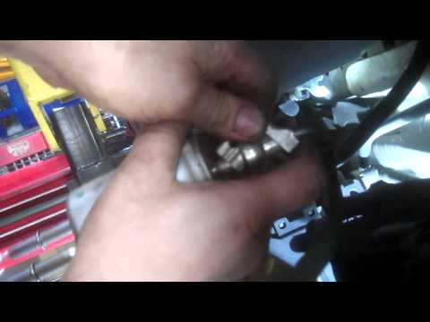 Fuel filter replacement Ford Expedition 2007 Install Remove Replace