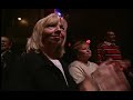 Carl Carlton sings 