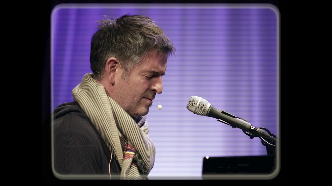 Loraldia Udagoiena: Esperientzia Digitala. Mikel Urdangarin eta Herri zaharra kanta