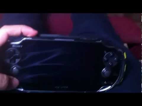 how to turn on a ps vita