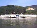 Raddampfer Goethe passiert Stolzenfels am Rhein