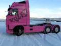 Pink Volvo FH16
