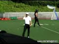 Ashton Kutcher ejerce de entrenador de f�tbol americano