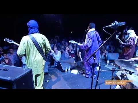 Bombino - Bombino - Iyati Dunia, aufgenommen am 04.05.2013 im Ringlokschuppen, Mülheim a. d. Ruhr.