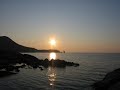 Fimalmente un video dove canta lui e nn dei tipi/e stonate :) un po alla buona il video