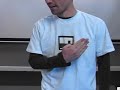 Augmented Reality T-Shirts　Tシャツのマーカーに、Twitterの発言を表示　http://tinyurl.com/czkszc