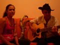 SERTANEJO RAIZ RUAN & JASMINE CANTANDO CARRO DE BOI