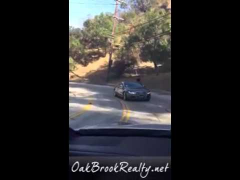 Policía de Los Ángeles busca a este automovilista por manejar en reversa 
