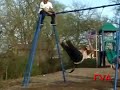 A pasar el rato intentando volar...