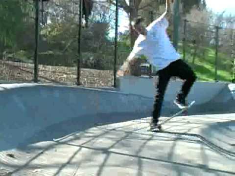 BMX BIKES TRICKS STUNTS CRASHES