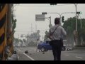 TREMENDA TORTA UN MOTORIZADO EN UN PAIS ASIATICO