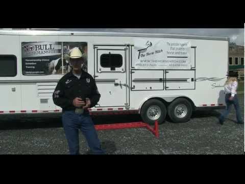 how to hitch a horse trailer