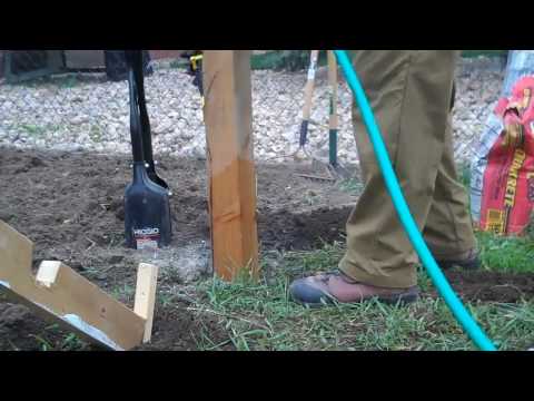 how to set fence posts