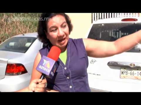 xxx TABASCO xxx - Cámaras de vigilancia captan el momento en el que un conductor de un tráiler pierde el control de la unidad y se impacta contra seis vehículos.