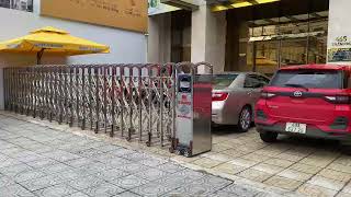 Thi công cổng xếp ngân hàng Nam Á - Bảo Lộc