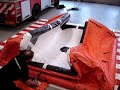 Testen van de sprongredder. Deze zit in de zijkant van de autoladder.

Testing the ''jump rescuer'', we use it for people that want to jump, almost fall, or want to make a end of their live. The ''jump rescuer'' is in the back of the ladder.