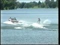 videos de Awesome Water skiing freestyle tricks on slalom