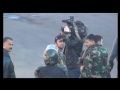 شاهد كيف تتم صناعة الصور الكاذبة في التلفزيون السوري