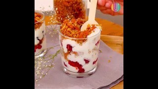 Deliciosa granola con yogurt y frutos rojos