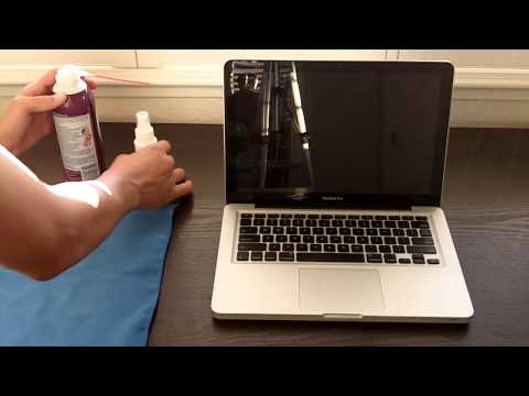 how to clean a laptop
