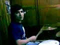 Pity Alvarez zapando en la sala de Bajo Cero 