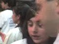 LE ENTREGAN LA BANDERA A CAMII