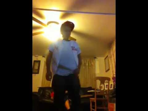Armando and Savi acting retardid