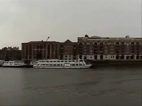 0 Navegando en el río Támesis