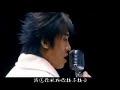 wei le shi yue liu hao na yi tian
wo zou pian le ji tie re nao de jie
zhi wei le xun zhao yi fen li wu, ni xi huan de sheng ri li wu
jiu zai ni sheng ri de na yi tian
wo ba li wu song dao ni jia man qian
ni shuo bu bi le
bu shi shuo hao le, yi fen shou le ma
ni ceng shuo guo fen shou, hou hai ke yi zuo peng you
wo song ni li wu ni que bu jie shou
hai jiao wo wang le ni, cong ci bu yao zai lian luo
rang pi ci dou kuai le
ni ceng shuo guo fen shou hou hai ke yi zuo peng you
wo song ni li wu ni que bu jie shou
hai shuo wo hui zhao dao ling yi ge, bi ni geng hao de nu ren
ci ke zai ye ren bu zhu ,yan lei bu jin de hua luo
chan dou de shuang shou, peng zhe li wu wang hou zou
ba li wu liu zhe gei ta geng shi he