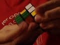 Resolviendo un cubo de rubik por novatos lento