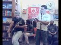 bruno garcia declama poema de ascenso ferreira acompanhado por andr� fad�, no coruj�o da poesia, na livraria letras e express�es do leblon!