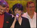 מתוך המופע בפסטיבל עין-גב 2002 ארצנו הקטנטונת-משירי שנות החמישים בהפקת המועצה האזורית עמק הירדן בשיתוף ערוץ 1 ורשת ג'. עורכת עפרה הלפמן.