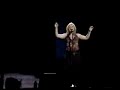 Kelly CLarkson, Hole, Live Australia