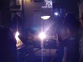 la f�te de la musique pour le bhale bacce crew, �a se passe � la maison, avec la sono maison. pour la seconde ann�e cons�cutive sur la petite place de l'eglise st aignan, le public �tait venu nombreux danser et hurler dans les rue de chartres. sp�cialement pour cette ann�e, notre ami dj monkey green �tait de la partie pour ins�rer davantage de hip-hop, tandis que l'operator papa crazy aux machines et jo � la guitare nous avaient mitonn�s une petite session dub... 
dans cette vid�o, on peut voir des extraits de espoir d'un jour (l'interpr�te), un d�terrage du premier album : along the road (lo, jo et jubos) ; et lords of war (ieuth et mo�se aux chants, monkey green aux scratchs et jo � la guitare). 

+ d'infos sur ces artistes : 
http://www.onsfoudkilao.com 
http://www.myspace.com/bhalebaccecrew