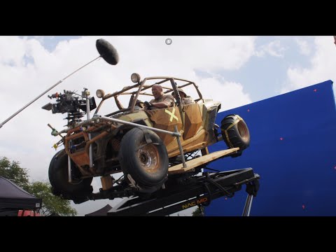 Jumanji The Next Level Behind the Scenes CGI Ostrich Chase VFX