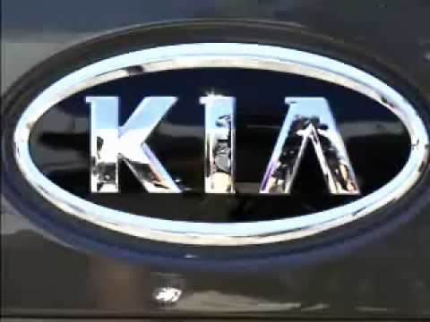 2011 Kia Optima: Expert Car Review by Lauren Fix