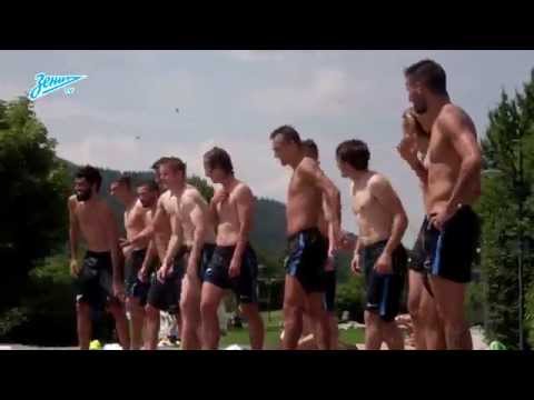 «На 1-2-3 прыгаем!»: восстановительная тренировка в бассейне на «Зенит-ТВ» «На 1-2-3 прыгаем!»: восстановительная тренировка в бассейне на «Зенит-ТВ»