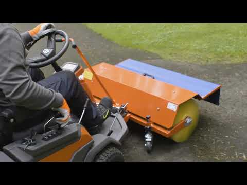 Садовый райдер бензиновый HUSQVARNA R 420TSX AWD - видео №4